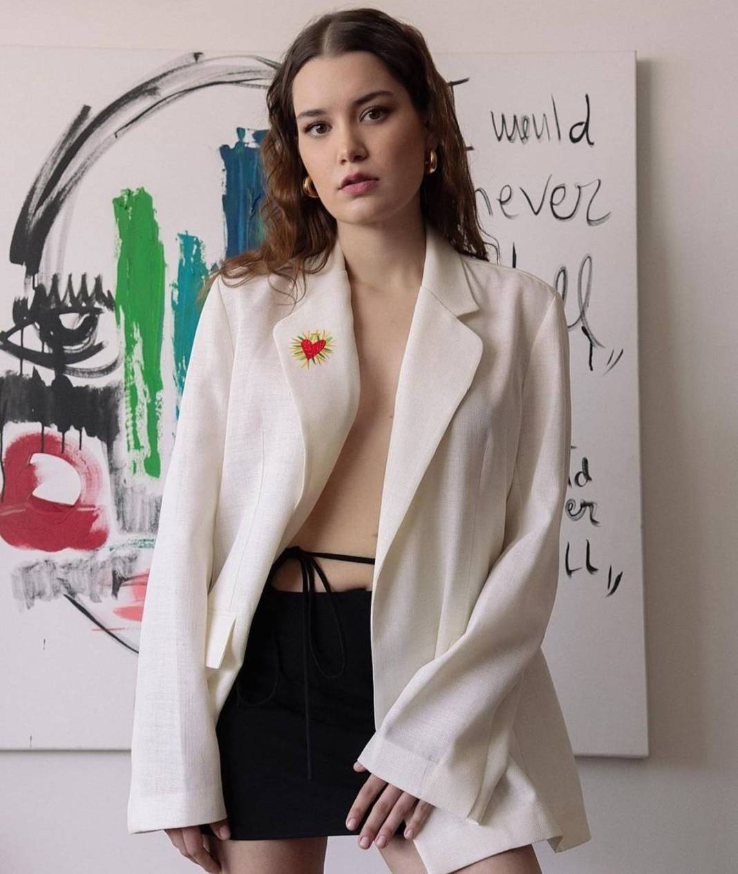 Cemre Özşişman'ın büyük değişimi beğeni yağmuruna tutuldu! 5 ayda 35 kilo vermesinin sırrı ortaya çıktı 4